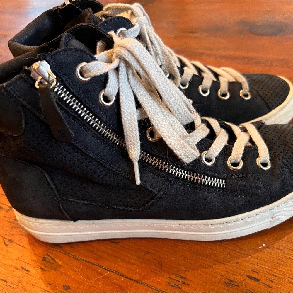 Paul Green high top sneakers size 8